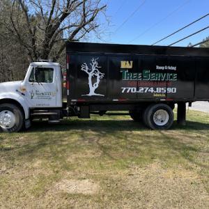 M & J Tree Service & Stump Grinding