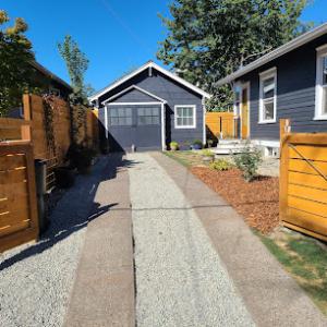 Budget Lawncare (Port Orchard, Family-owned)