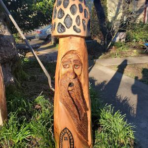 Chainsaw carvings Danks tree creations