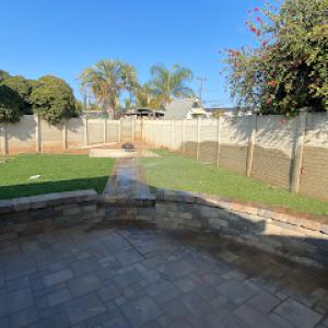 Antonio Ochoa landscaping