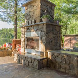 Behunin Tree / Backyard Artscapes