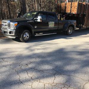 Morales Landscaping & Pine Straw Service