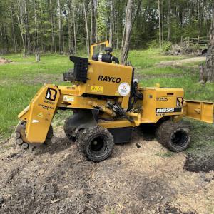 Lakeview Tree & Stump Grinding