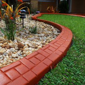 🌹 D Gonzalez Landscaping, Borders, & Curbs