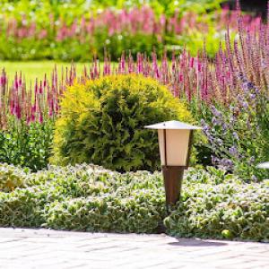 Smith's Lawnage Incentives