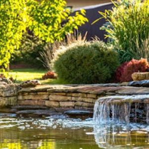 GreenLeaves Landscaping