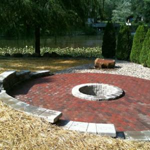 Roberts Landscaping & Lawn Care