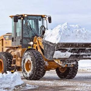 De Luca & Hartman Inc., Building & Landscape Maintenance, LawnCare Professionals