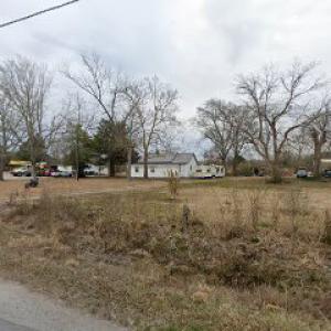 A & T Tree Service & Stump Grinding