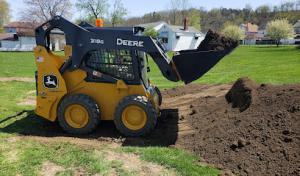 M&M Tree & Landscape