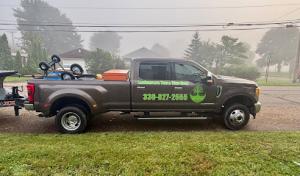 LauComplete Tree & Yard Care